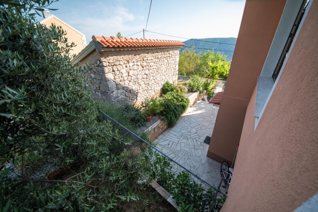 Apartman Sous Les Rochers Grizane-Belgrad Luaran gambar