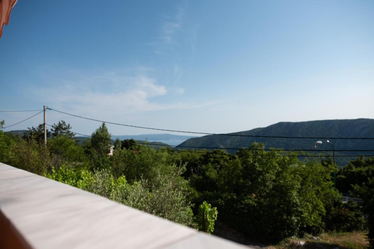 Apartman Sous Les Rochers Grizane-Belgrad Luaran gambar